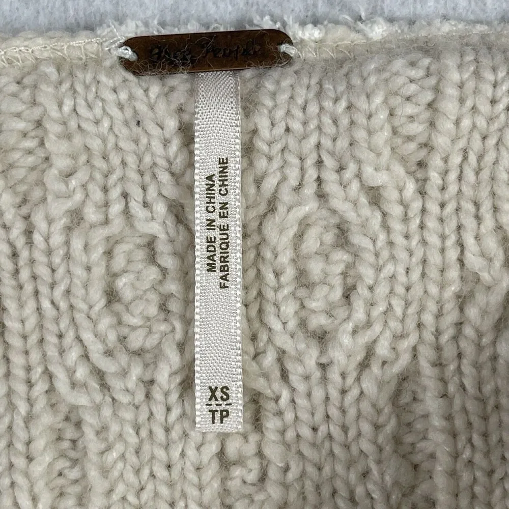Free People Sweater Womens XS‎ Cream Cable Knit Lace Embellished Scoop Neck